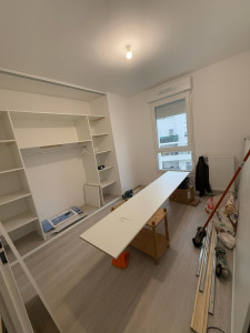 Photo de galerie - Bonjour . Armoire sur mesure pour votre intérieur, design élégant et installation rapide. Transformez votre espace dès maintenant