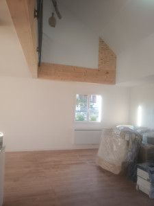 Photo de galerie - Travaux de peinture, pose de radiateurs, parquet, plinthes 