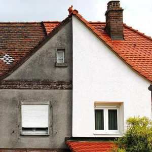 Photo de galerie - Réalisation décapage, façade, plus peinture. Très bon résultat.