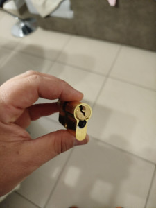 Photo de galerie - Ouverture de porte 