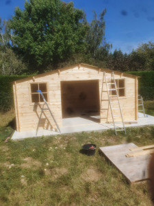 Photo de galerie - Montage abris de jardin et construction de la dalle béton 