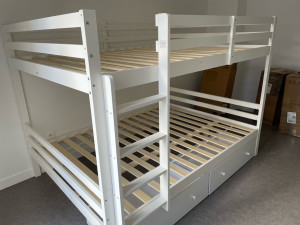 Photo de galerie - Montage de lit double superposé 