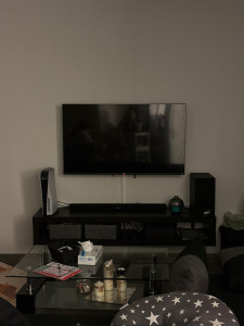 Photo de galerie - Pose télé au mur + meuble tv au mur