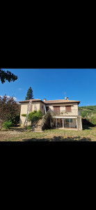 Photo de galerie - Traitement de toiture avec produits antimousse PROFESSIONNEL