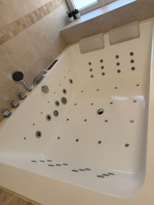 Photo de galerie - Salle de bain Jacuzzi Airbnb