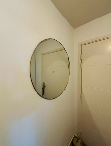 Photo de galerie - Pose d’un miroir 