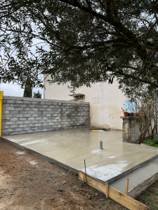 Photo de galerie - Terrasse béton + mur parpaing 