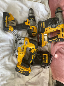 Photo de galerie - Bricolage et multi services