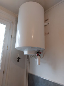 Photo de galerie - Montage,raccordement et mise en service chauffe eau électrique 120L