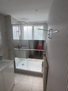 Photo de galerie - Rénovation complète de salle de bains (après)