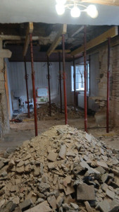 Photo de galerie - Bonjour je suis à votre service pour toute maçonnerie ouverture de mur, reprise de mur, enduit, joint à parent pour plus d'informations merci de me contacter. 