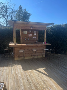 Photo de galerie - Bar en bois
