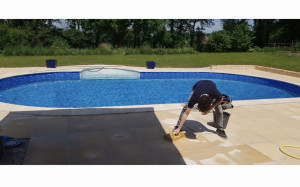 Photo de galerie - Décaissement pour pose piscine sol et hors-sol, pose plage de piscine 