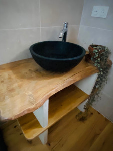 Photo de galerie - Création complète d'un meuble de salle de bain.