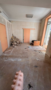 Photo de galerie - Enlèvement et évacuation d’un parquet + moquette