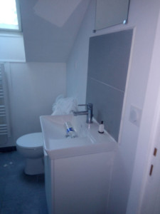 Photo de galerie - Voici une installation de salle de bain 