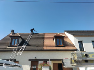 Photo de galerie - Nettoyage de toiture par pulvérisation 