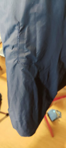 Photo de galerie - Réparation d'un accro sur un manteau 