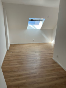 Photo de galerie - Pose de parquet pose de plinthes 