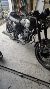 Photo de galerie - Réparation et remise en service d'une 125 style rétro...