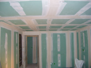 Photo de galerie - Doublage + cloison placo-platre et faux plafonds 
Isolation thermique laine de verre