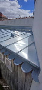Photo de galerie - Réalisation toiture zinc joint de bou
