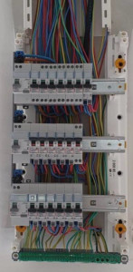 Photo de galerie - Remise en conformité du tableau électrique pour garantir sécurité et conformité aux normes en vigueur