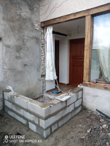 Photo de galerie - Construction de 2 mur amenant à la maison pour déplacement d'un toilette 