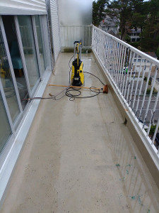 Photo de galerie - Nettoyage balcon avec cracher 