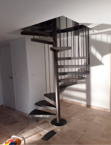 Photo de galerie - Escalier colimaçon 