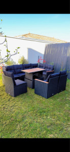 Photo de galerie - Ensemble de canapé de jardin et coussins 9 pcs en rotin synthétique acacia noir - COMFORTXL