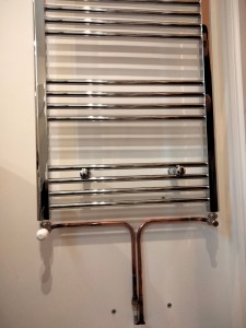Photo de galerie - Remplacement d'un radiateur part un sèche serviette