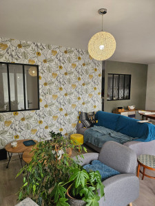 Photo de galerie - - Ouverture  cloison 
- Réalisation verrière et pose 
- Pose tapisserie a raccord 
- Pose tapisserie kakie  basique 