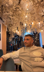 Photo de galerie -  je suis disponible 