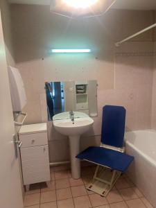 Photo de galerie - Salle de bain après