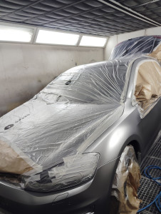 Photo de galerie - Carrosserie et peinture en cabine 