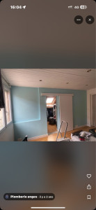 Photo de galerie - Bonjour, voici un chantier réalisé par mes soins, création d’un doublage avec porte coulissante plus mise en enduit et peinture de celle-ci