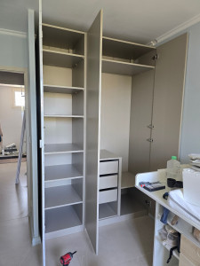 Photo de galerie - Montage meubles en kit.