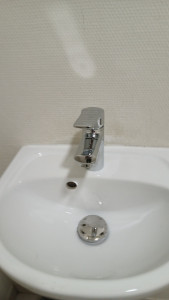 Photo de galerie - Remplacement robinet et siphon