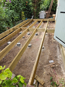 Photo de galerie - Réalisation support terrasse sur plots