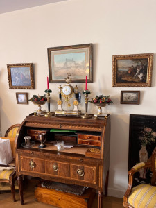 Photo de galerie - Fixation des tableau de valeur 