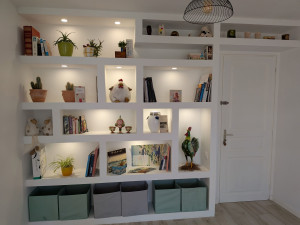 Photo de galerie - Création d'une bibliothèque en placo 