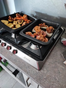 Photo de galerie - Préparation repas et service à table 