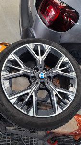 Photo de galerie - Réparation et peinture jantes BMW 