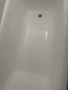 Photo de galerie - Après réparation, baignoire