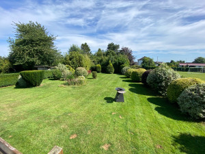 Photo de galerie - Taille d arbuste 