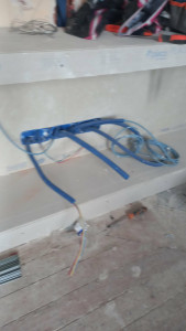 Photo de galerie - Prise électrique plus connexion de la vibre
