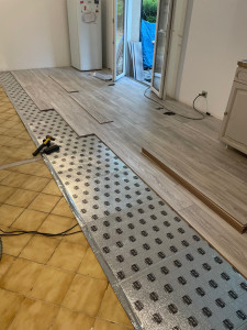 Photo de galerie - Poses de sous-couche et pose parquet flottant 