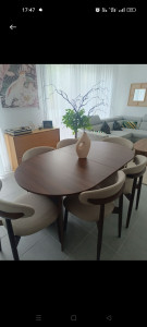 Photo de galerie - Montage d'une table de salon.