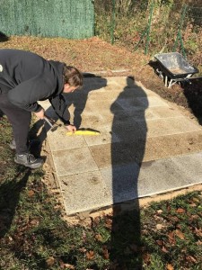 Photo de galerie - Réalisation de dalles pour abris en bois